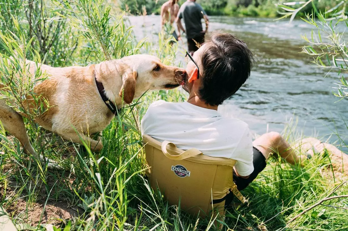 Crazy Creek The Chair Smokey Blue/Black 6 Crazy Creek The Chair Smokey Blue/Black - Afbeelding 4