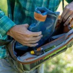 Fishpond Flathead Sling Pack -Rod Tubes Verkoopwinkel Fishpond Flathead Sling Pack FHSP G fhsp pouch 1