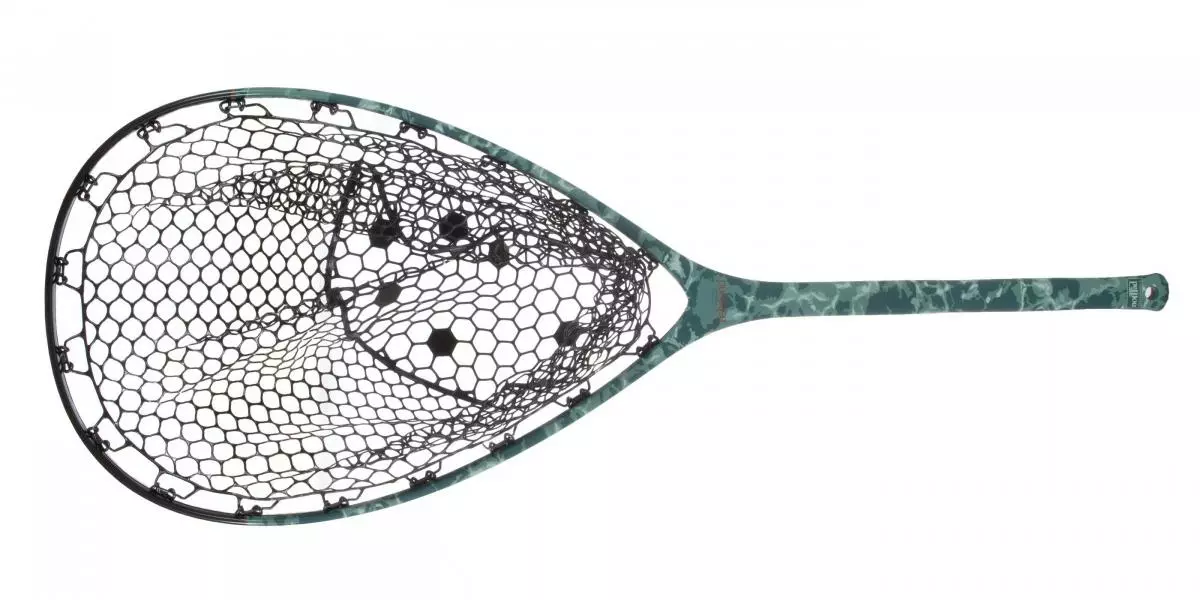Fishpond Nomad Mid-Length Boat Net Salty Camo 3 Fishpond Nomad Mid-Length Boat Net Salty Camo
