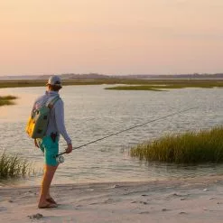 Fishpond Thunderhead Submersible Sling Eco Yucca 11 Fishpond Thunderhead Submersible Sling Eco Yucca -Rod Tubes Verkoopwinkel Fishpond Thunderhead Submersible Sling Eco Yucca THS EY thunderheadsling yucca beach 1 750x