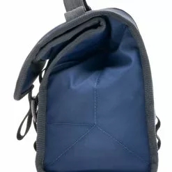 YETI Daytrip Lunch Bag Navy -Rod Tubes Verkoopwinkel YETI Daytrip Lunch Bag Navy SKU E150 NVY w yeti 20190329 product daytrip side navy b 1