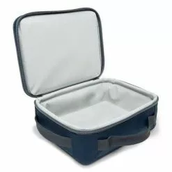 YETI Daytrip Lunch Box Navy -Rod Tubes Verkoopwinkel YETI Daytrip Lunch Box Navy SKU E155 NVY 191449 daytrip lunchbox navy quarter overhead open 1680x1024 2 b78ed94a fcfc 4a9c 9fbf 4a0684384dae 1024x1024@2x 1