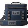 YETI Hopper Flip 8 Soft Cooler Navy 2 YETI Hopper Flip 8 Soft Cooler Navy -Rod Tubes Verkoopwinkel YETI Hopper Flip 8 Soft Cooler Navy SKU E160 NVY w hopper flip 8 navy front strap 7729 b 1