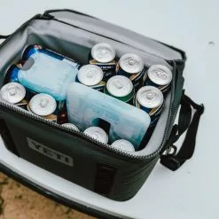 YETI Ice 2Lb Ice Pack -Rod Tubes Verkoopwinkel YETI Ice 2Lb Ice Pack SKU 0211 CLR yeti ice 4lb ice pack sku 0212 clr div ice 4