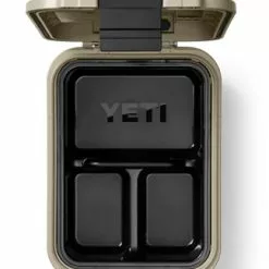YETI LoadOut GoBox 15 Tan -Rod Tubes Verkoopwinkel YETI LoadOut GoBox 15 Tan SKU 0606 TAN w 220027 site studio loadout gob 27 1