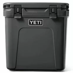 YETI Roadie 48 Wheeled Cool Box Charcoal -Rod Tubes Verkoopwinkel YETI Roadie 48 Wheeled Cool Box Charcoal SKU 0121 CHA sku 0121 cha 3